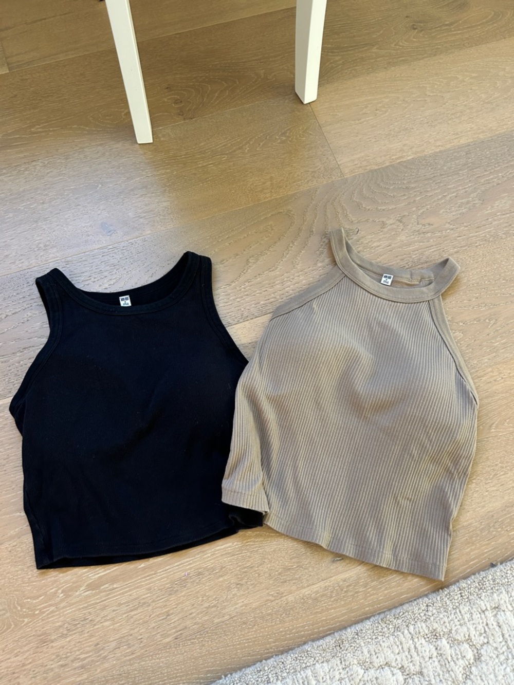 Uniqlo Ribbed Tank Duo (2) in Black & Taupe